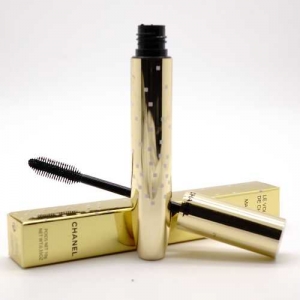 CHANEL LE VOLUME DE CHANEL (9298), тушь с силиконовой кисточкой 8 г