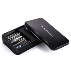 MAC, набор из 12 кистей для MACияжа в алюминиевом футляре
